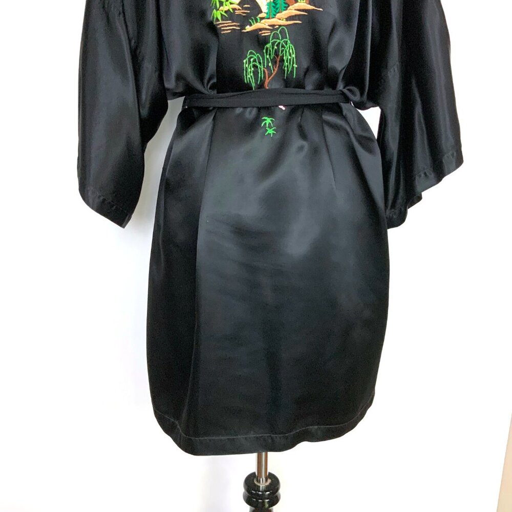Vintage Longevity Black Satin Rayon Hand Embroidered Kimono Robe Sz M - Picture 12 of 16